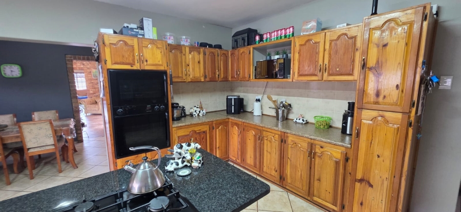 4 Bedroom Property for Sale in Miederpark North West